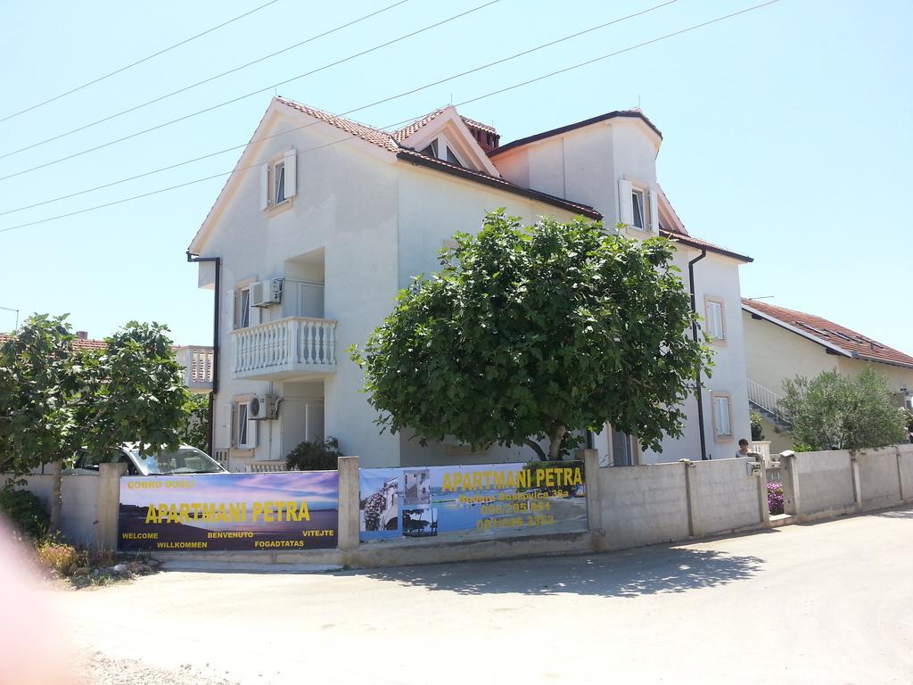 Apartments Petra Biograd Na Moru Eksteriør billede